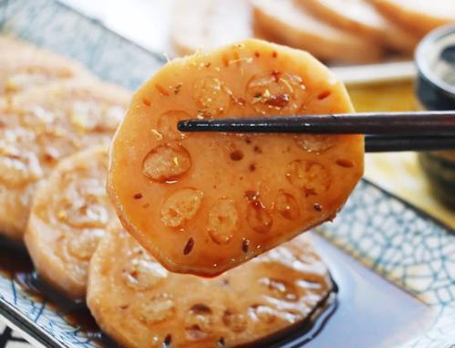 做紅糖糯米藕的糯米要泡多久 紅糖糯米藕怎么做好吃 做紅糖糯米藕的糯米要泡多久 紅糖糯米藕怎么做好吃