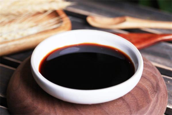 生抽是什么 生抽可以生吃嗎 生抽是什么 生抽可以生吃嗎