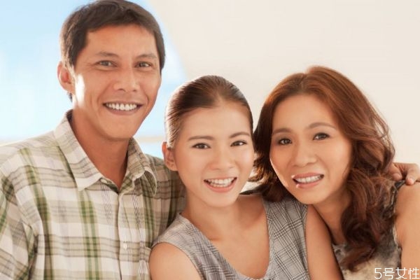 丈夫不愛帶孩子怎么辦 如何讓丈夫愛上帶孩子 丈夫不愛帶孩子怎么辦 如何讓丈夫愛上帶孩子