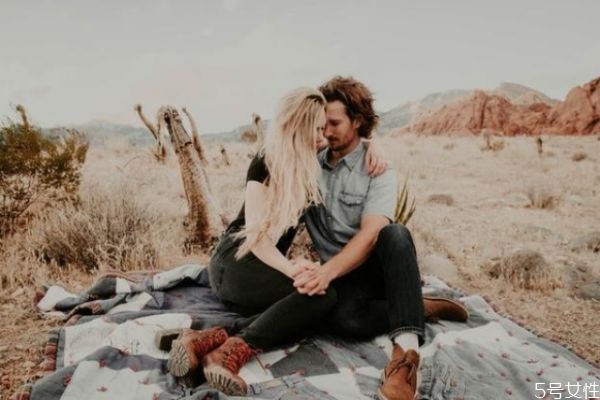 蜜月一般多久 一般結(jié)婚后幾天去度蜜月合適 蜜月一般多久 一般結(jié)婚后幾天去度蜜月合適