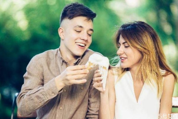 為什么要結(jié)婚 女生不結(jié)婚的下場 為什么要結(jié)婚 女生不結(jié)婚的下場