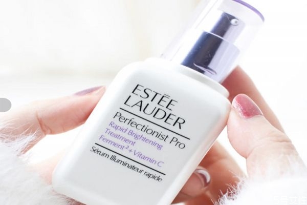 雅詩蘭黛肌光精華可以白天用嗎 雅詩蘭黛肌光精華成分 雅詩蘭黛肌光精華可以白天用嗎 雅詩蘭黛肌光精華成分