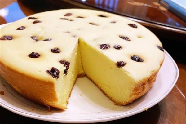 電飯煲蛋糕蛋清打到什么程度 做蛋糕蛋清打不發(fā)怎么辦 電飯煲蛋糕蛋清打到什么程度 做蛋糕蛋清打不發(fā)怎么辦