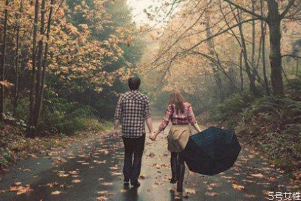 相愛的人一定會(huì)在一起嗎 婚姻一定是以愛情為前提嗎 相愛的人一定會(huì)在一起嗎 婚姻一定是以愛情為前提嗎