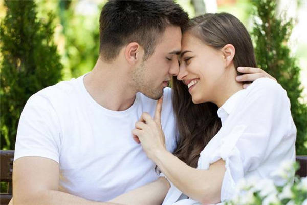 老公軟弱無能怎么辦 老公軟弱無能要離婚嗎 老公軟弱無能怎么辦 老公軟弱無能要離婚嗎