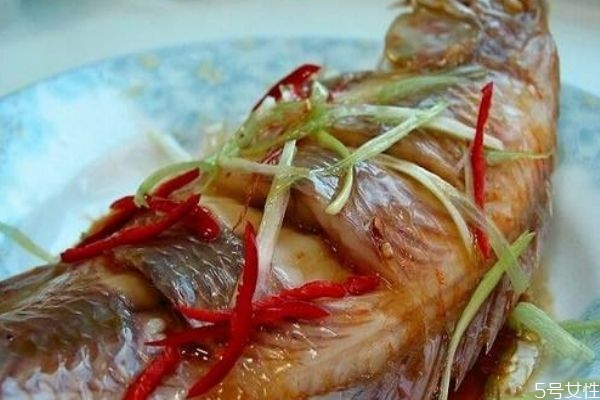 微波爐可以蒸魚嗎 微波爐蒸魚時間要多長 微波爐可以蒸魚嗎 微波爐蒸魚時間要多長