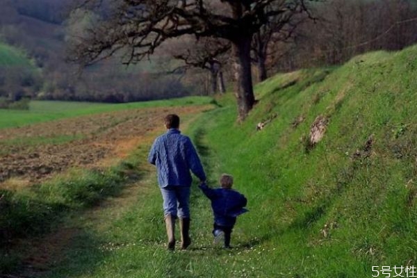 男友拖著不結婚的表現(xiàn) 對付男友不提結婚辦法