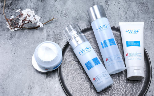 wis極潤保濕套裝好用嗎 wis極潤保濕套裝油膩嗎