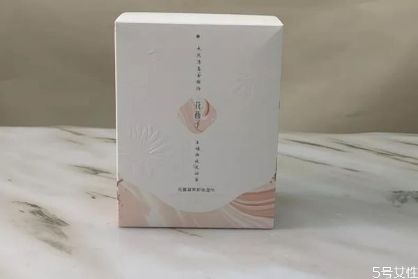 花西子卸妝濕巾和完美日記卸妝巾哪個(gè)好 兩者各有優(yōu)勢 花西子卸妝濕巾和完美日記卸妝巾哪個(gè)好 兩者各有優(yōu)勢