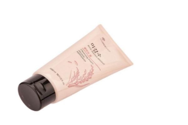 為什么洗完會有緊繃感 洗面奶洗完緊繃有害嗎 為什么洗完會有緊繃感 洗面奶洗完緊繃有害嗎