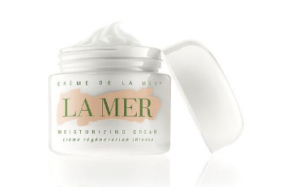 涂了面霜直接睡覺還是洗掉 面霜的正確使用方法 涂了面霜直接睡覺還是洗掉 面霜的正確使用方法