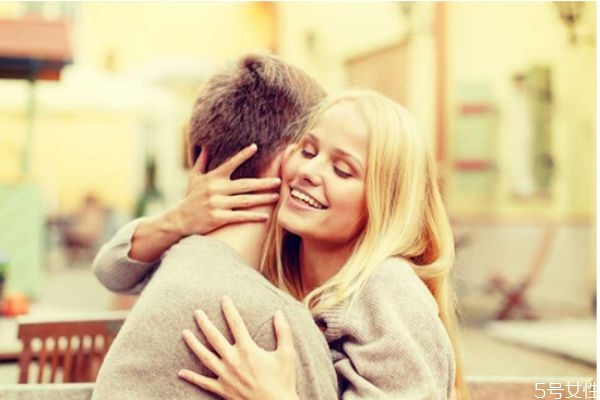 老公對(duì)我發(fā)脾氣怎么辦 防止和老公經(jīng)常吵架的招數(shù) 老公對(duì)我發(fā)脾氣怎么辦 防止和老公經(jīng)常吵架的招數(shù)