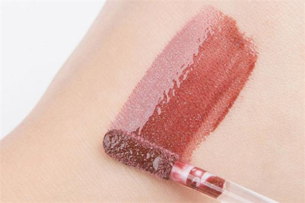 hedone唇釉多少錢 摩登時代唇釉哪個顏色最好看 hedone唇釉多少錢 摩登時代唇釉哪個顏色最好看