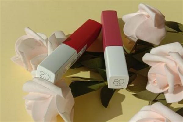 美寶蓮接吻棒試色 美寶蓮接吻棒哪個(gè)顏色好看 美寶蓮接吻棒試色 美寶蓮接吻棒哪個(gè)顏色好看