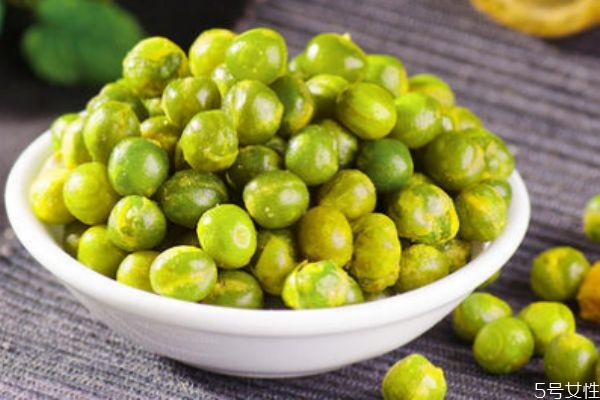 炒青豆用焯水嗎 青豆焯水幾分鐘 炒青豆用焯水嗎 青豆焯水幾分鐘