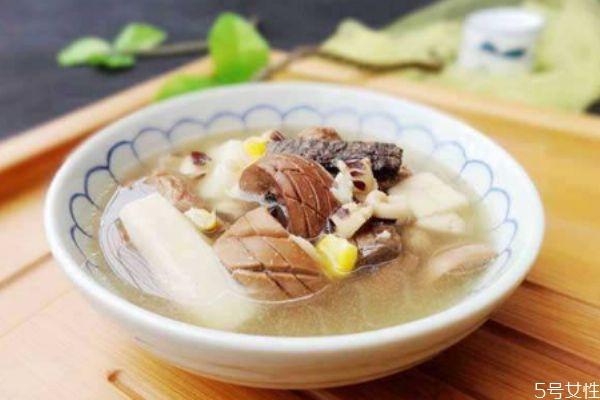 坐月子可以吃豬腰子嗎 坐月子吃豬腰子有什么好處 坐月子可以吃豬腰子嗎 坐月子吃豬腰子有什么好處