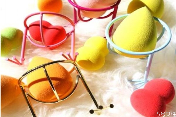 美妝蛋會(huì)不會(huì)過(guò)期 新的美妝蛋有保質(zhì)期嗎 美妝蛋會(huì)不會(huì)過(guò)期 新的美妝蛋有保質(zhì)期嗎