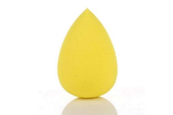 美妝蛋裂開還能用嗎 美妝蛋裂開怎么修復(fù) 美妝蛋裂開還能用嗎 美妝蛋裂開怎么修復(fù)