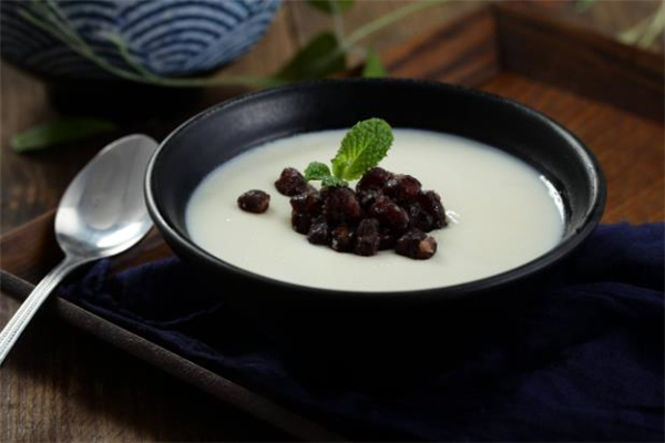 雙皮奶大火蒸還是小火蒸 雙皮奶怎么蒸 雙皮奶大火蒸還是小火蒸 雙皮奶怎么蒸