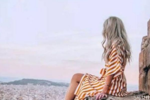 女友想分手什么表現(xiàn) 女友劈腿后的特征有什么 女友想分手什么表現(xiàn) 女友劈腿后的特征有什么