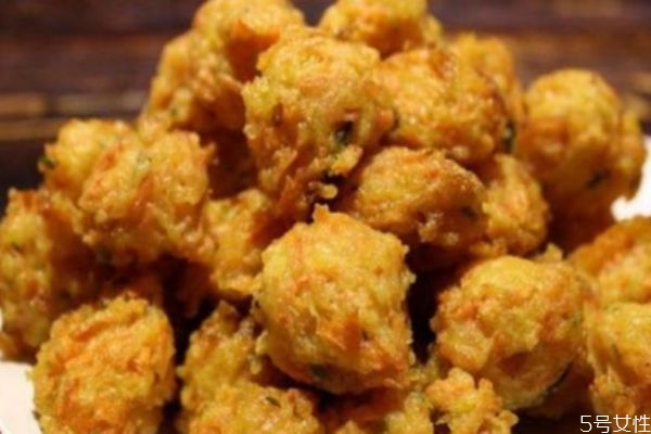 炸蘿卜丸子怎么做好吃 炸蘿卜丸子的簡(jiǎn)單做法 炸蘿卜丸子怎么做好吃 炸蘿卜丸子的簡(jiǎn)單做法