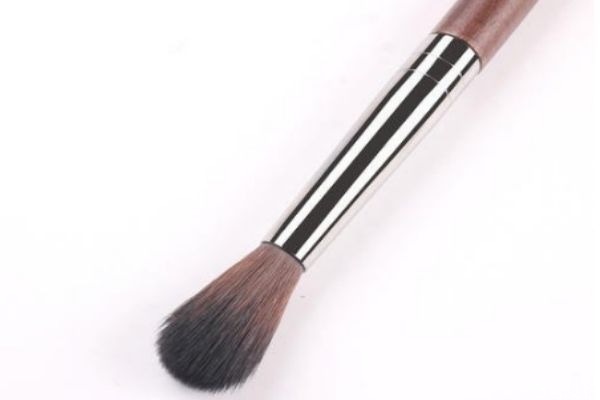 化妝刷多久洗一次 洗化妝刷浸泡多久再洗 化妝刷多久洗一次 洗化妝刷浸泡多久再洗