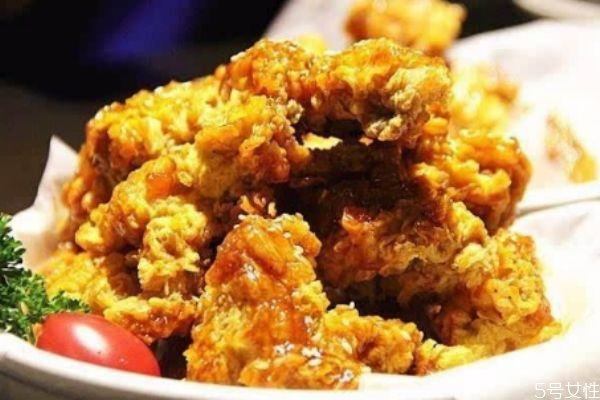 炸雞怎么做好吃 炸雞裹什么面粉 炸雞怎么做好吃 炸雞裹什么面粉