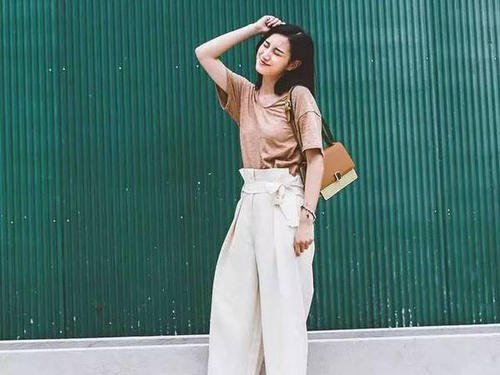 春季學(xué)生如何搭配顯時(shí)尚 時(shí)尚達(dá)人春季搭配借鑒 春季學(xué)生如何搭配顯時(shí)尚 時(shí)尚達(dá)人春季搭配借鑒