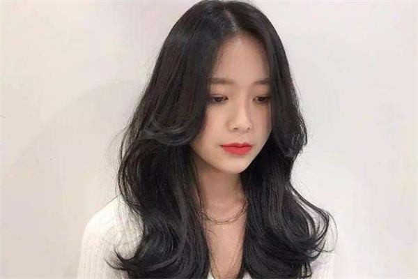 八字劉海是燙出來的嗎 八字劉?？梢誀C永久嗎