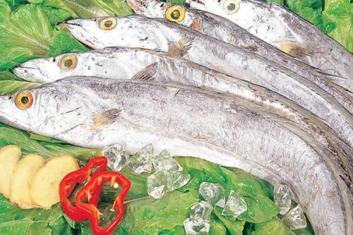 超市買的帶魚需要處理嗎 紅燒帶魚怎么做好吃 超市買的帶魚需要處理嗎 紅燒帶魚怎么做好吃