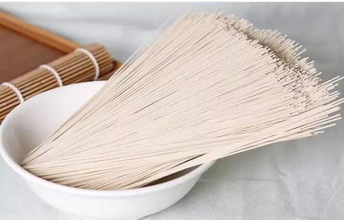 方便面和掛面哪個(gè)更營養(yǎng) 掛面怎么做燜面好吃