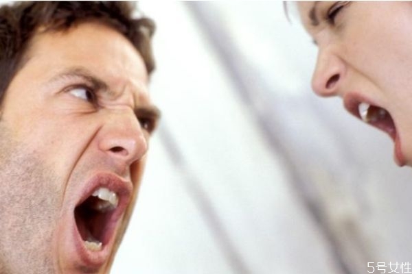 家暴的原因 家暴的男人心理分析 家暴的原因 家暴的男人心理分析