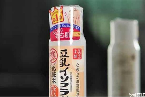 豆乳化妝水適合干皮還是油皮 豆乳化妝水是爽膚水嗎 豆乳化妝水適合干皮還是油皮 豆乳化妝水是爽膚水嗎