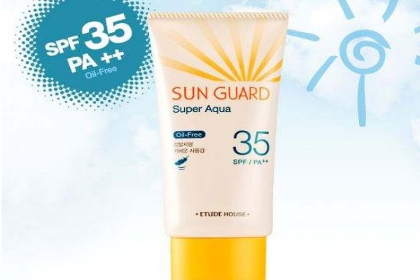 脖子上的防曬霜怎么卸 脖子上的防曬霜要洗嗎 脖子上的防曬霜怎么卸 脖子上的防曬霜要洗嗎