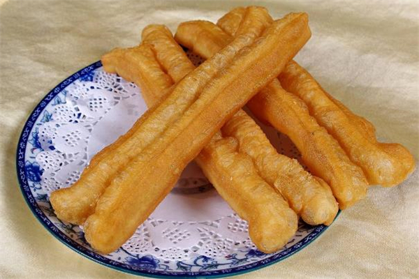 炸好的油條怎么保存 吃剩的油條怎么保存 炸好的油條怎么保存 吃剩的油條怎么保存