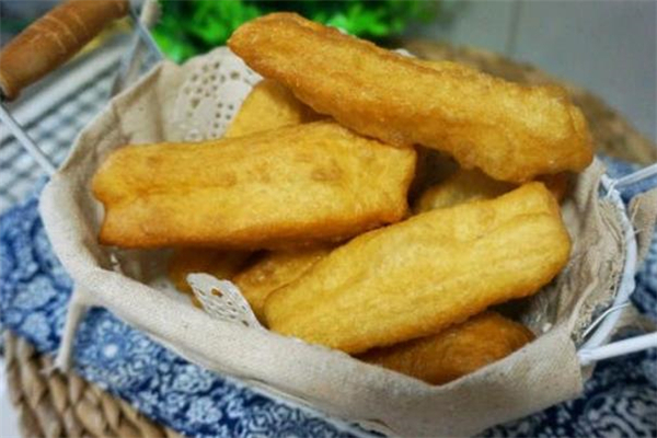 炸好的油條怎么保存 吃剩的油條怎么保存 炸好的油條怎么保存 吃剩的油條怎么保存