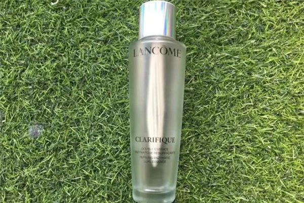 蘭蔻極光水怎么樣 蘭蔻極光水是精華還是水 蘭蔻極光水怎么樣 蘭蔻極光水是精華還是水