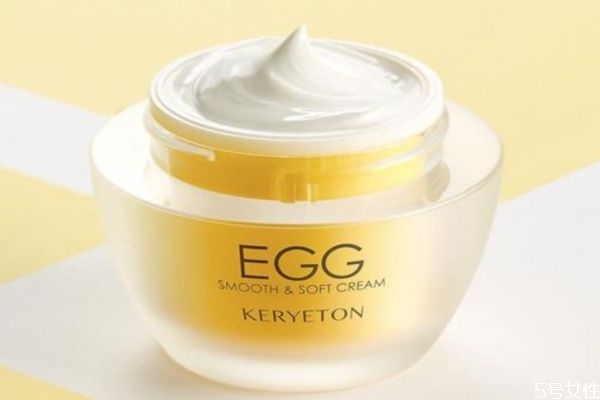 素顏霜的功效有哪些 面霜和素顏霜一樣嗎 素顏霜的功效有哪些 面霜和素顏霜一樣嗎