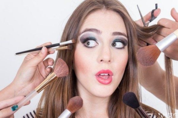 bb霜和粉底液隔離霜可以一起使用嗎 bb霜和粉底液的順序 bb霜和粉底液隔離霜可以一起使用嗎 bb霜和粉底液的順序