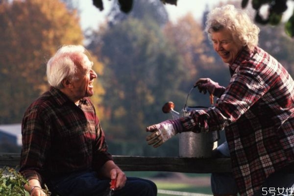 分手三年后還能挽回嗎 世上有后悔藥嗎 分手三年后還能挽回嗎 世上有后悔藥嗎