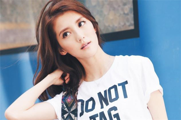 冰點(diǎn)脫唇毛疼嗎 冰點(diǎn)脫唇毛有用嗎 冰點(diǎn)脫唇毛疼嗎 冰點(diǎn)脫唇毛有用嗎