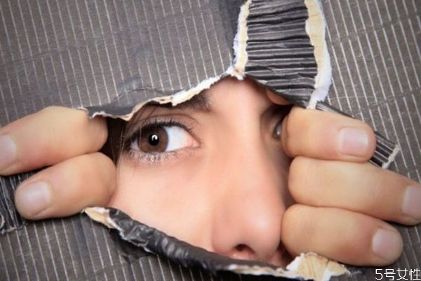 愛情需要有適當?shù)木嚯x嗎 戀愛最適合的距離 愛情需要有適當?shù)木嚯x嗎 戀愛最適合的距離