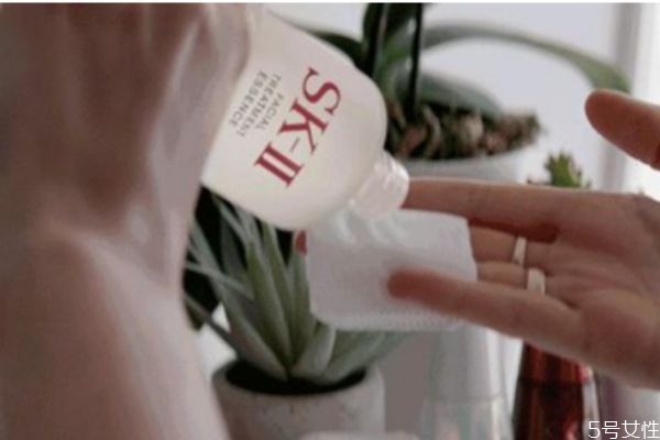 神仙水用了可以不涂乳液嗎 神仙水的平價替代