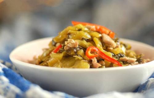 酸菜有臭味還能吃嗎 酸菜太酸了怎么辦 酸菜有臭味還能吃嗎 酸菜太酸了怎么辦