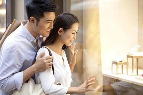 討厭老公的家人要離婚嗎 夫妻如何溝通能增進(jìn)感情 討厭老公的家人要離婚嗎 夫妻如何溝通能增進(jìn)感情