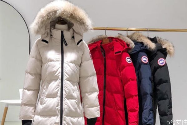 羽絨服手洗后不蓬松了怎么辦 水洗羽絨服后如何蓬松 羽絨服手洗后不蓬松了怎么辦 水洗羽絨服后如何蓬松