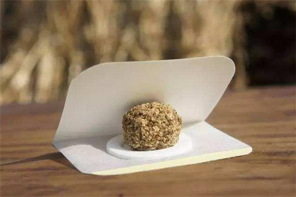 南懷瑾肚臍貼去濕氣是真的嗎 南懷瑾肚臍貼的功效 南懷瑾肚臍貼去濕氣是真的嗎 南懷瑾肚臍貼的功效