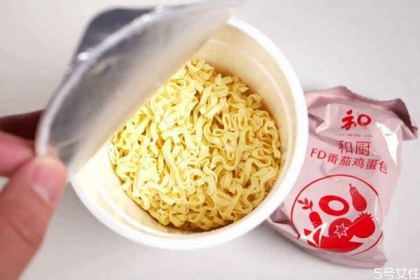 早上吃方便面好嗎 ?孕婦早上吃方便面可以嗎 早上吃方便面好嗎 ?孕婦早上吃方便面可以嗎