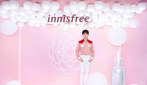 悅詩風(fēng)吟白光瓶的美白成分有哪些 悅詩風(fēng)吟白光瓶有效果嗎 悅詩風(fēng)吟白光瓶的美白成分有哪些 悅詩風(fēng)吟白光瓶有效果嗎