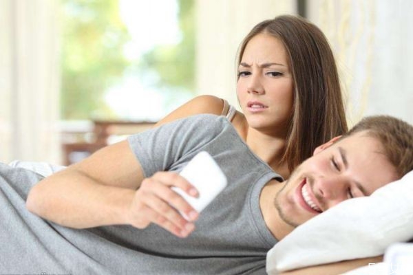 妻子疑心病比較重怎么辦 如何讓妻子放下疑心 妻子疑心病比較重怎么辦 如何讓妻子放下疑心